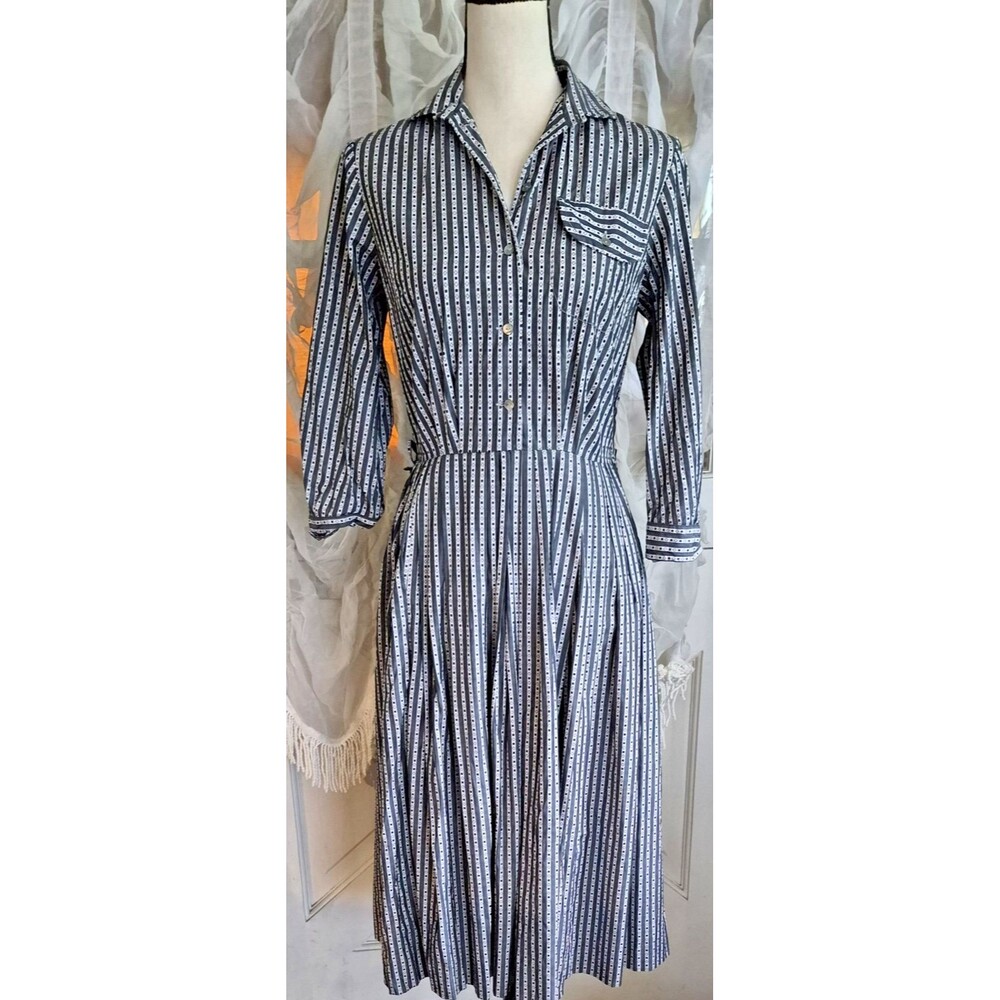 Vintage Women's Fit & Flare Striped Dress 3/4 Sleeve Made in Italy Preppy Rare